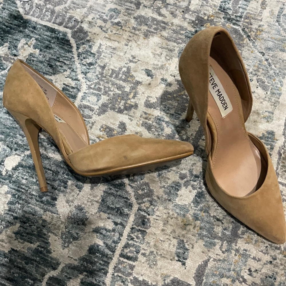 Beige Steve Madden Varcitty Heels